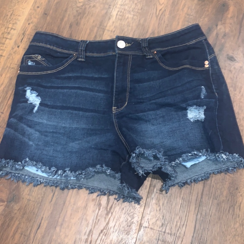size 11 dark wash blue jeans